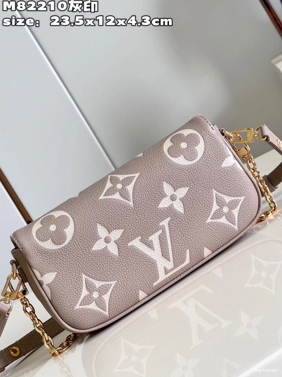 Cheap Ivy Wallet LOUIS on VUITTON Chain 0825